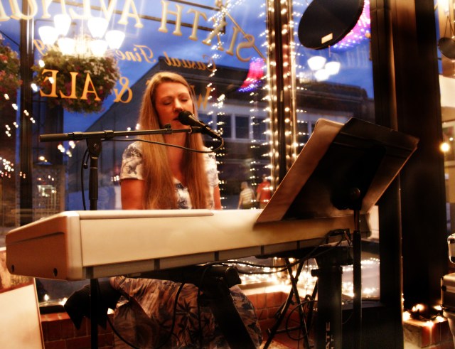 lisa1_edited-hi-res-favorite-shot